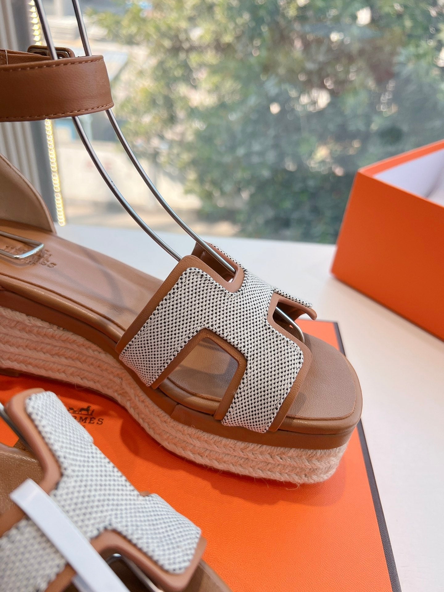 ELDA ESPADRILLE IN WHITE FABRIC AND BRONZE BROWN CALFSKIN - 35