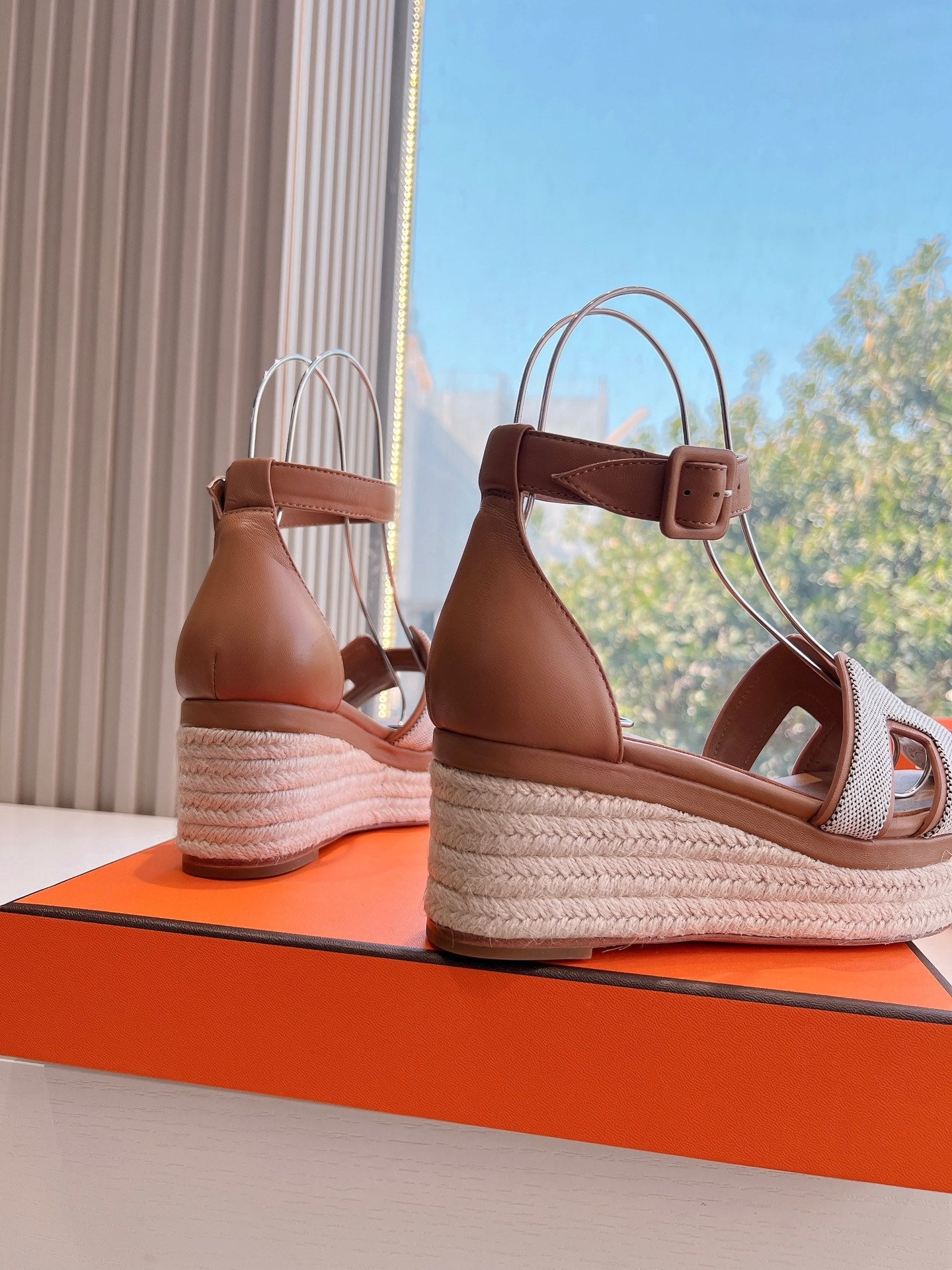 ELDA ESPADRILLE IN WHITE FABRIC AND BRONZE BROWN CALFSKIN - 35