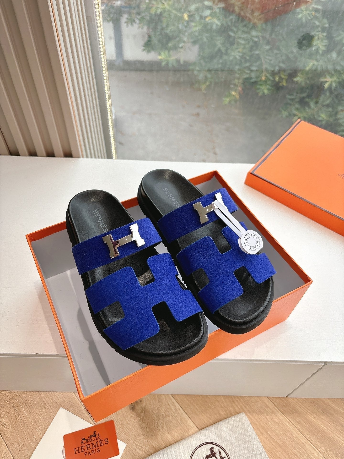 CHYPRE SANDAL IN COBALT BLUE SUEDE - 35