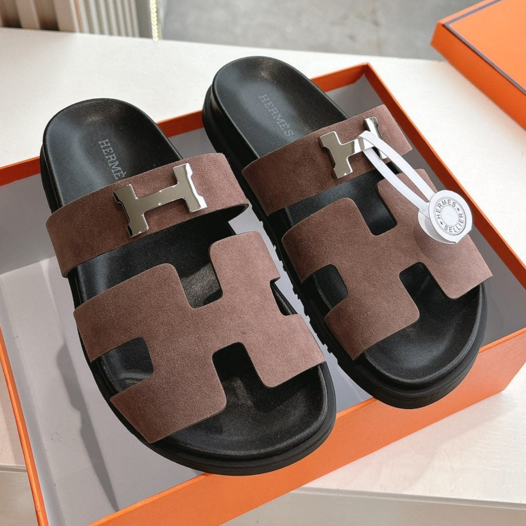 CHYPRE SANDAL IN MEDIUM BROWN SUEDE - 35