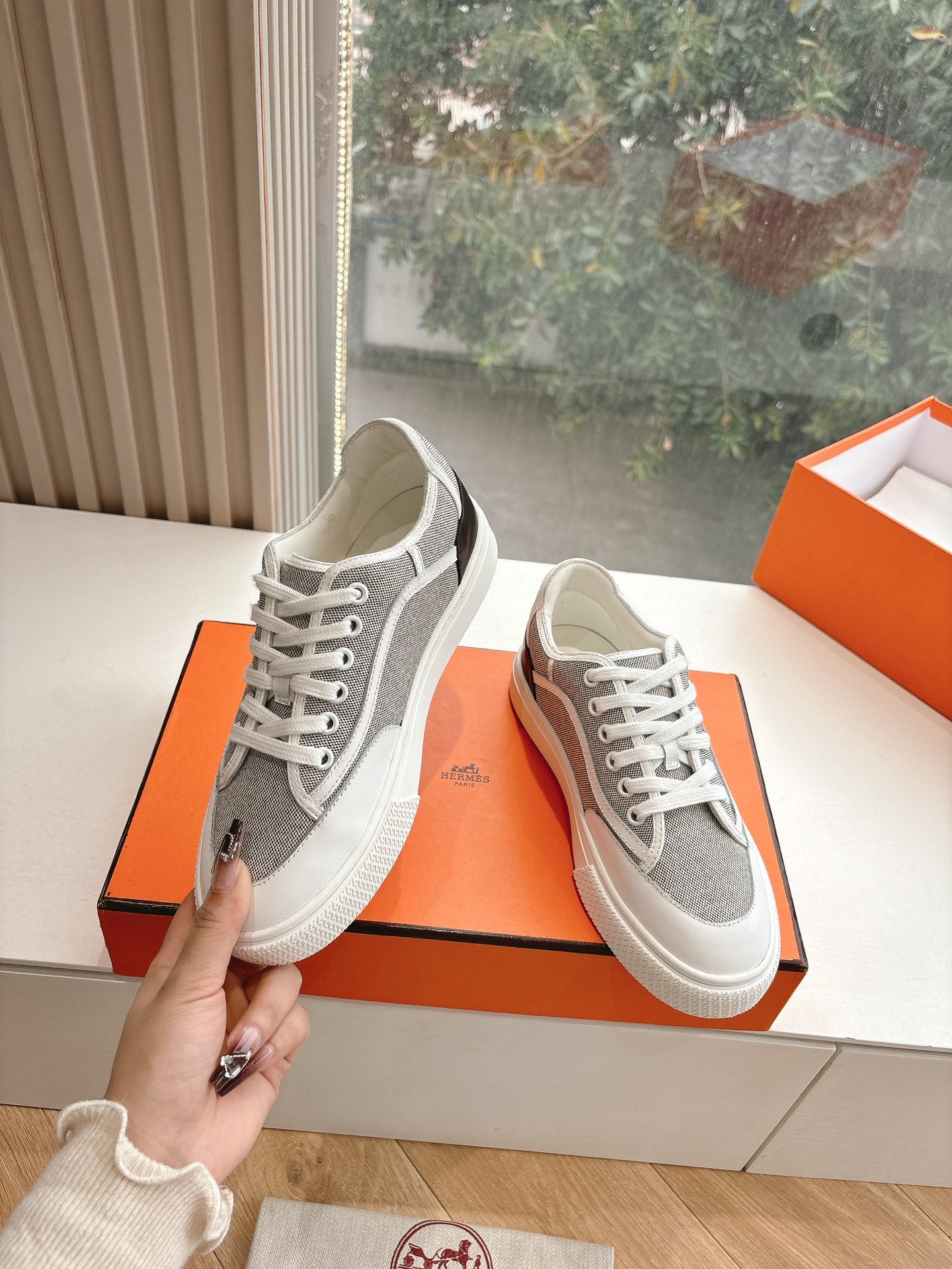 GET SNEAKER IN DOVE GRAY MAXI CANVAS AND CALFSKIN - 35