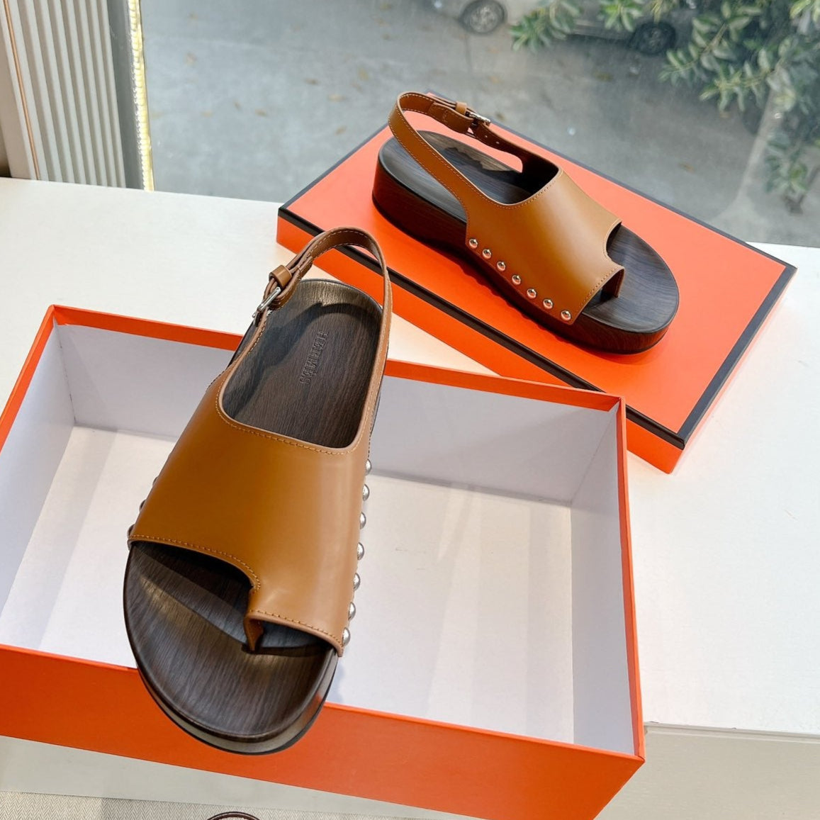 FLAT SANDAL IN BRONZE BROWN CALFSKIN - 35