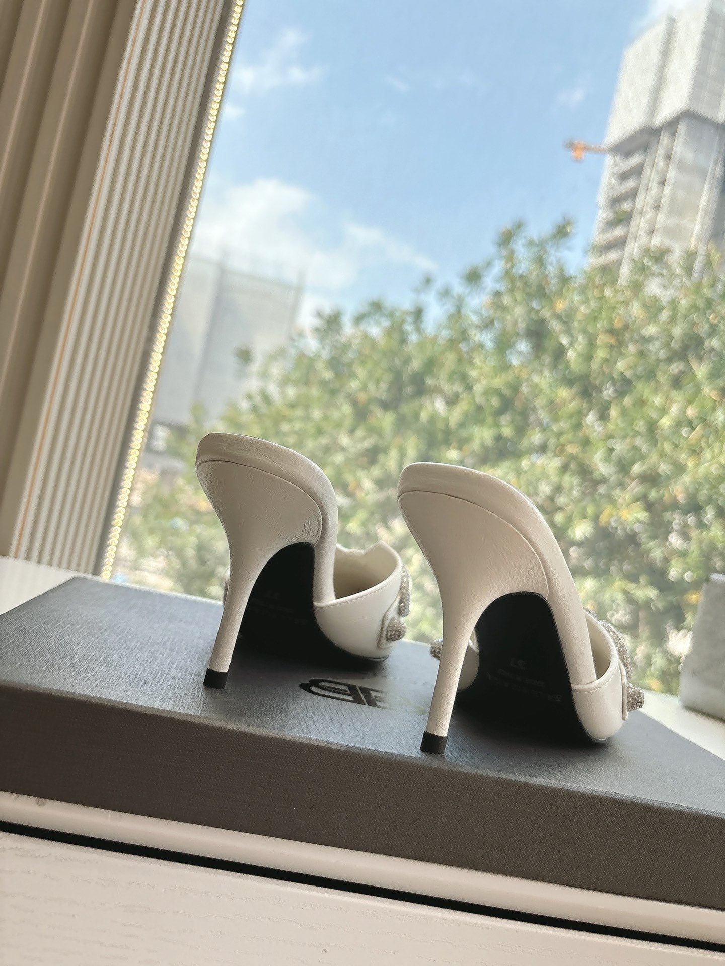CRYSTAL BUCKLE WHITE CALFSKIN HEELED MULES - 35