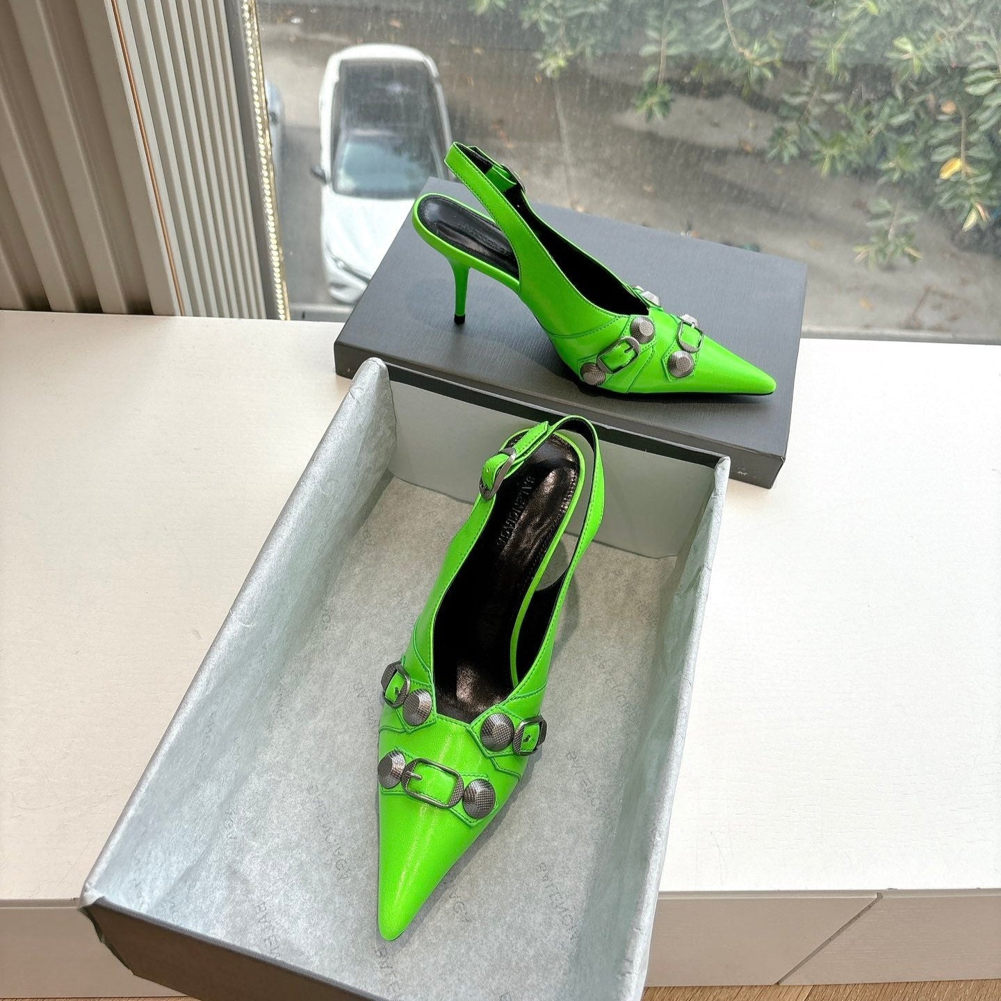 CAGOLE HIGH SLINGBACK IN NEON GREEN GLOSSY CALFSKIN - 34
