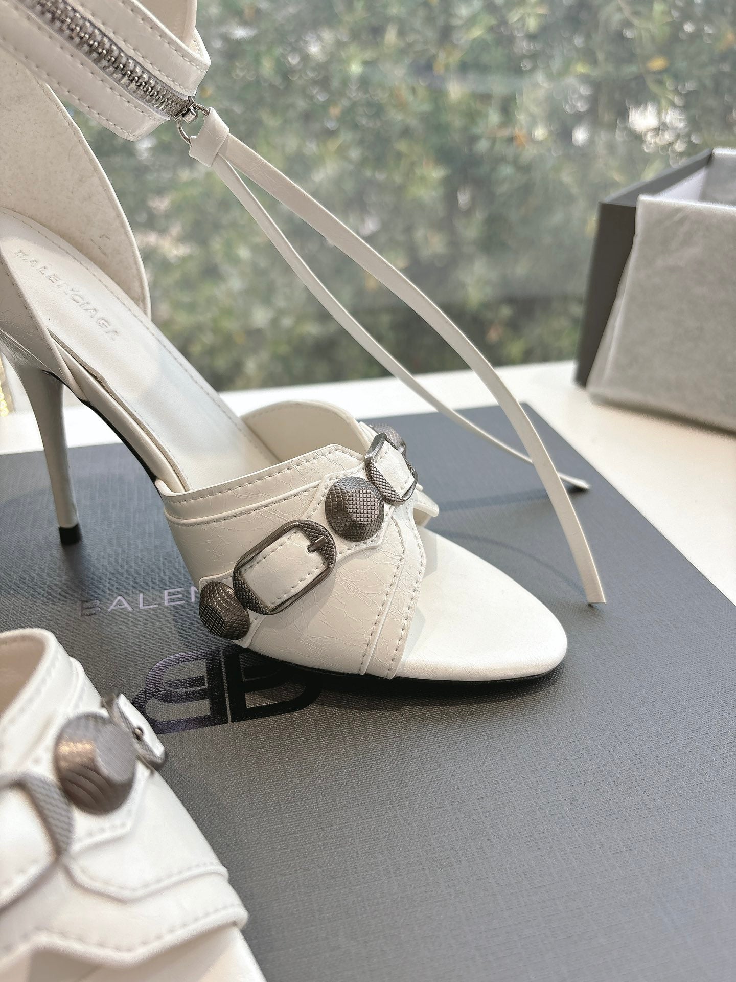 CAGOLE HIGH-HEEL SANDALS IN WHITE LAMBSKIN - 34