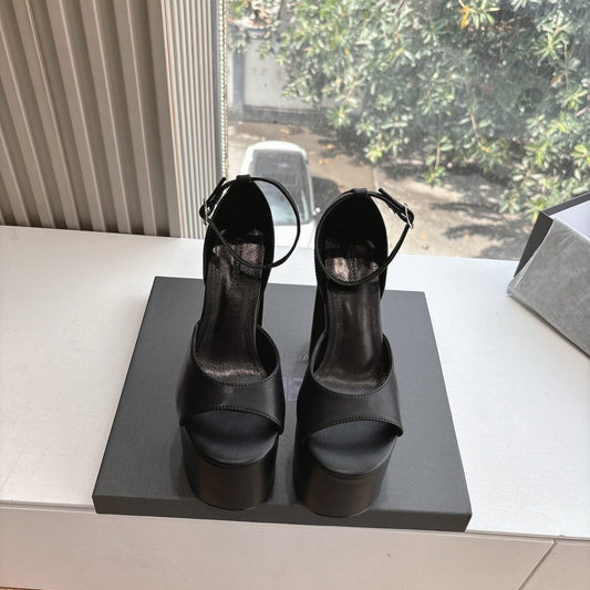 PLATFORM ANKLE STRAP HEELS IN BLACK SMOOTH CALFSKIN - 34