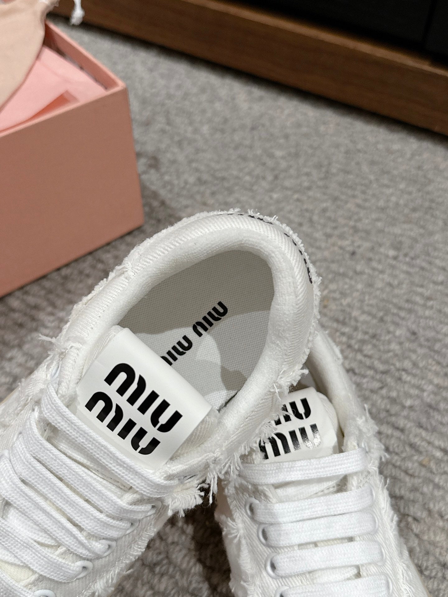 Dexun Sneaker White Canvas - 35