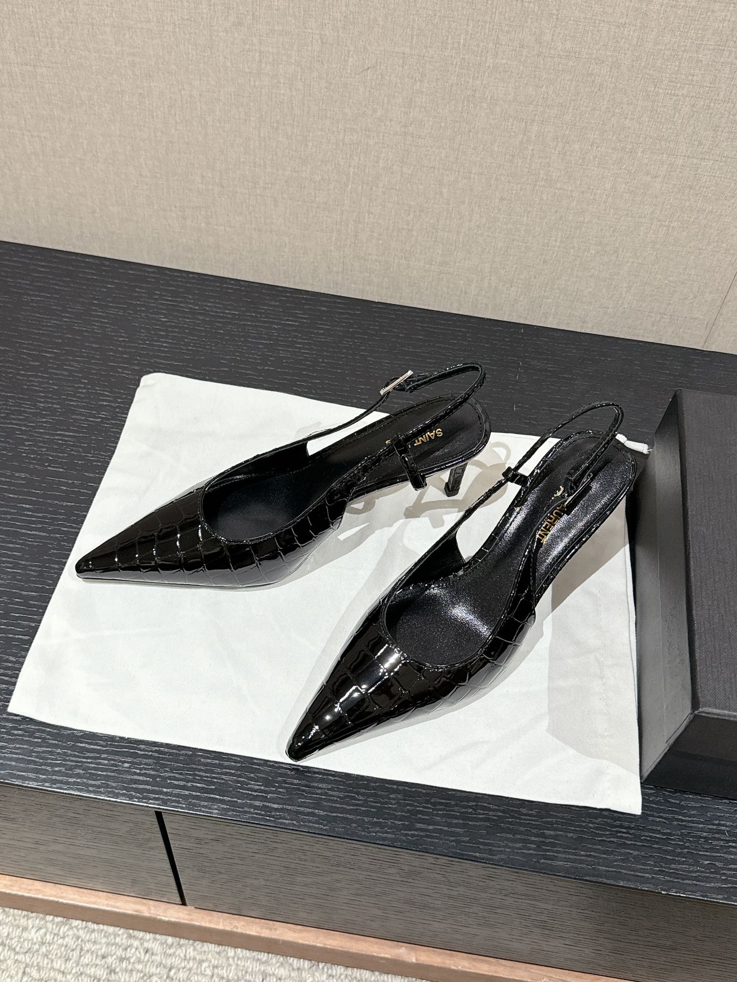SL CHERISH CROCODILE SLINGBACK PUMP 75 BLACK CALFSKIN - 35