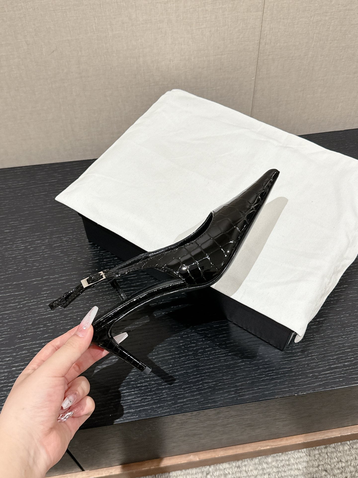 SL CHERISH CROCODILE SLINGBACK PUMP 75 BLACK CALFSKIN - 35