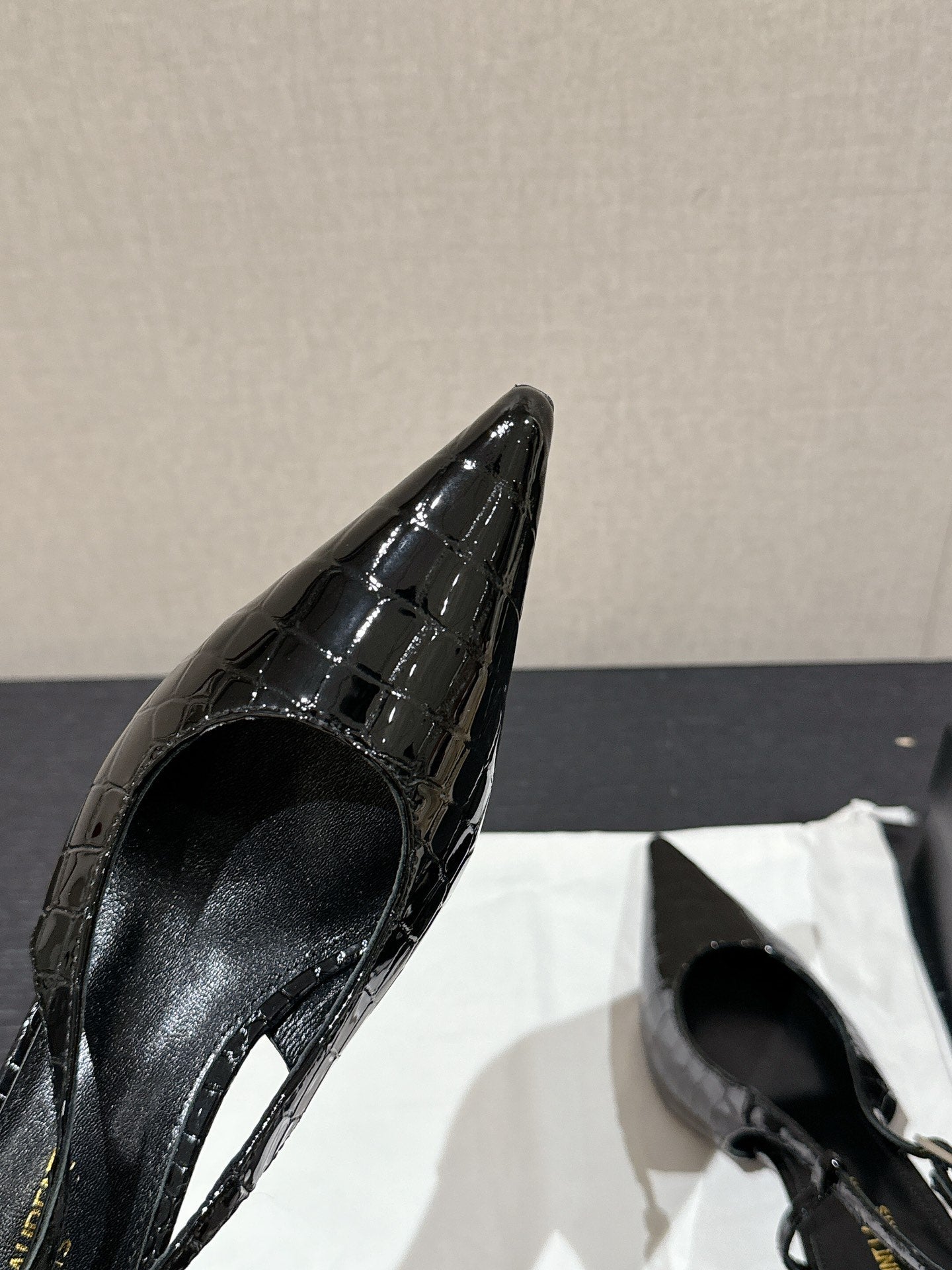 SL CHERISH CROCODILE SLINGBACK PUMP 75 BLACK CALFSKIN - 35