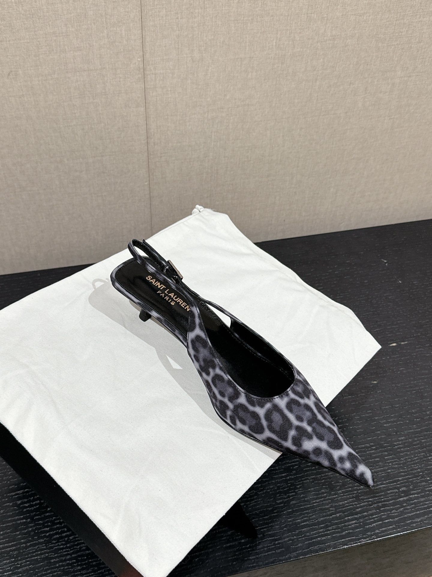 SL CHERISH LEOPARD SLINGBACK BLACK-WHITE CANVAS - 35