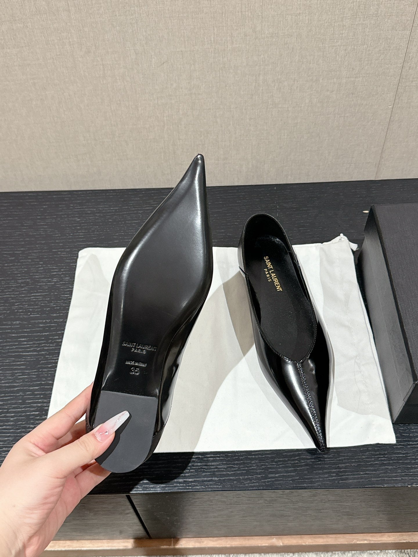 SL NOUR POINTED TOE BALLET BLACK CALFSKIN - 35