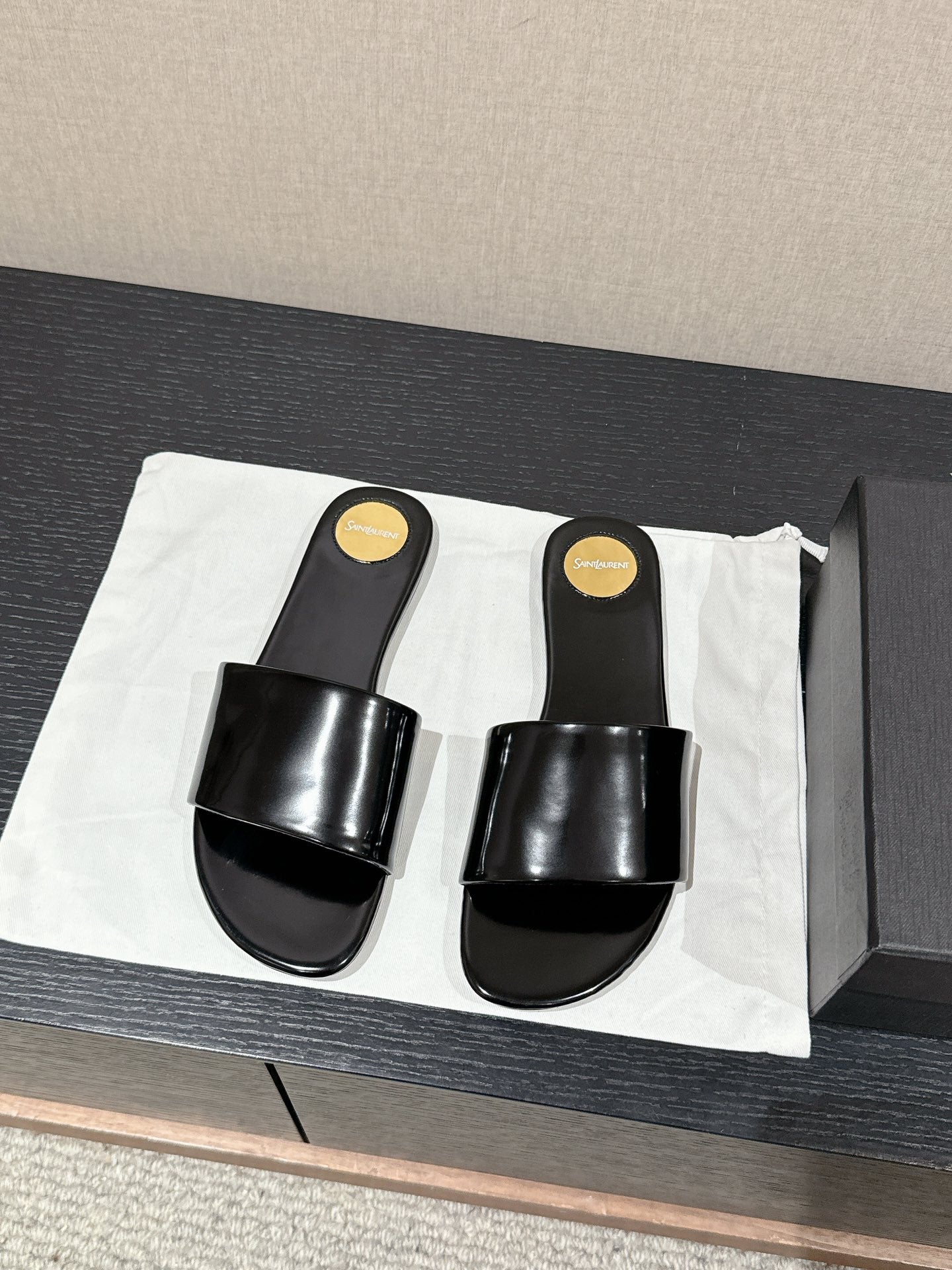 SL CARLYLE SLIPPERS BLACK CALFSKIN - 35