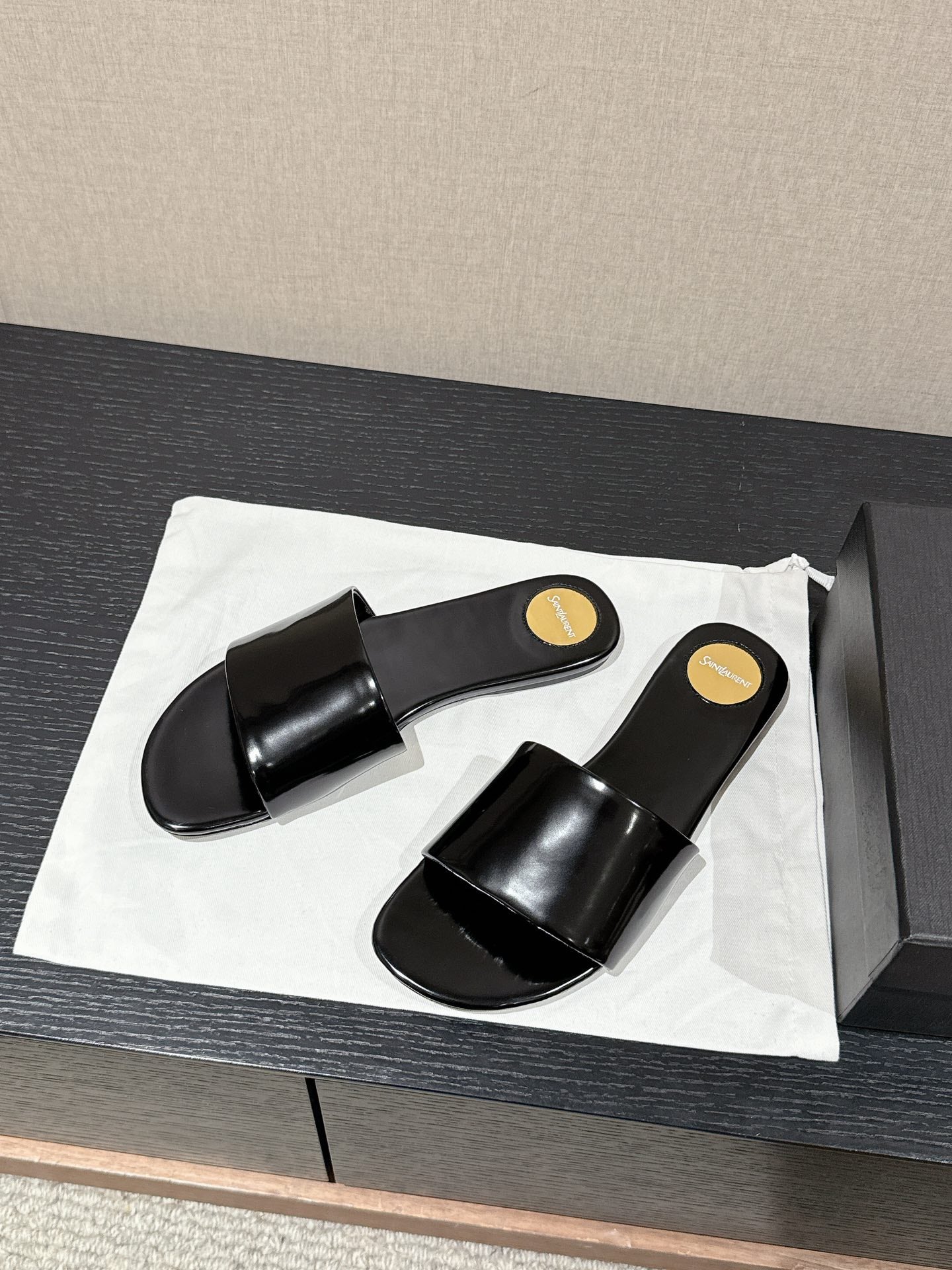 SL CARLYLE SLIPPERS BLACK CALFSKIN - 35