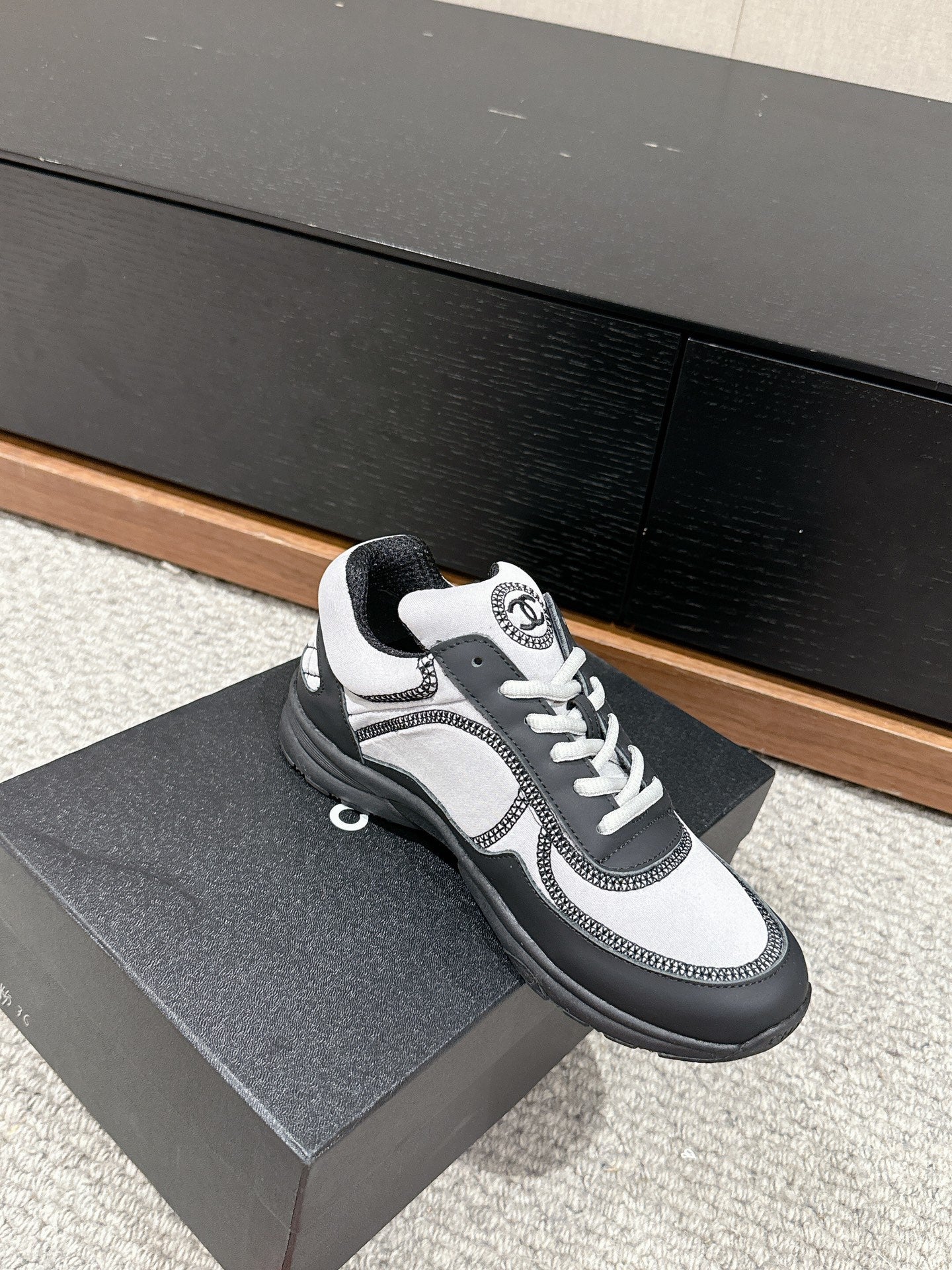 CLASSIC TRAINER IN GREY MIX BLACK FABRIC - 35