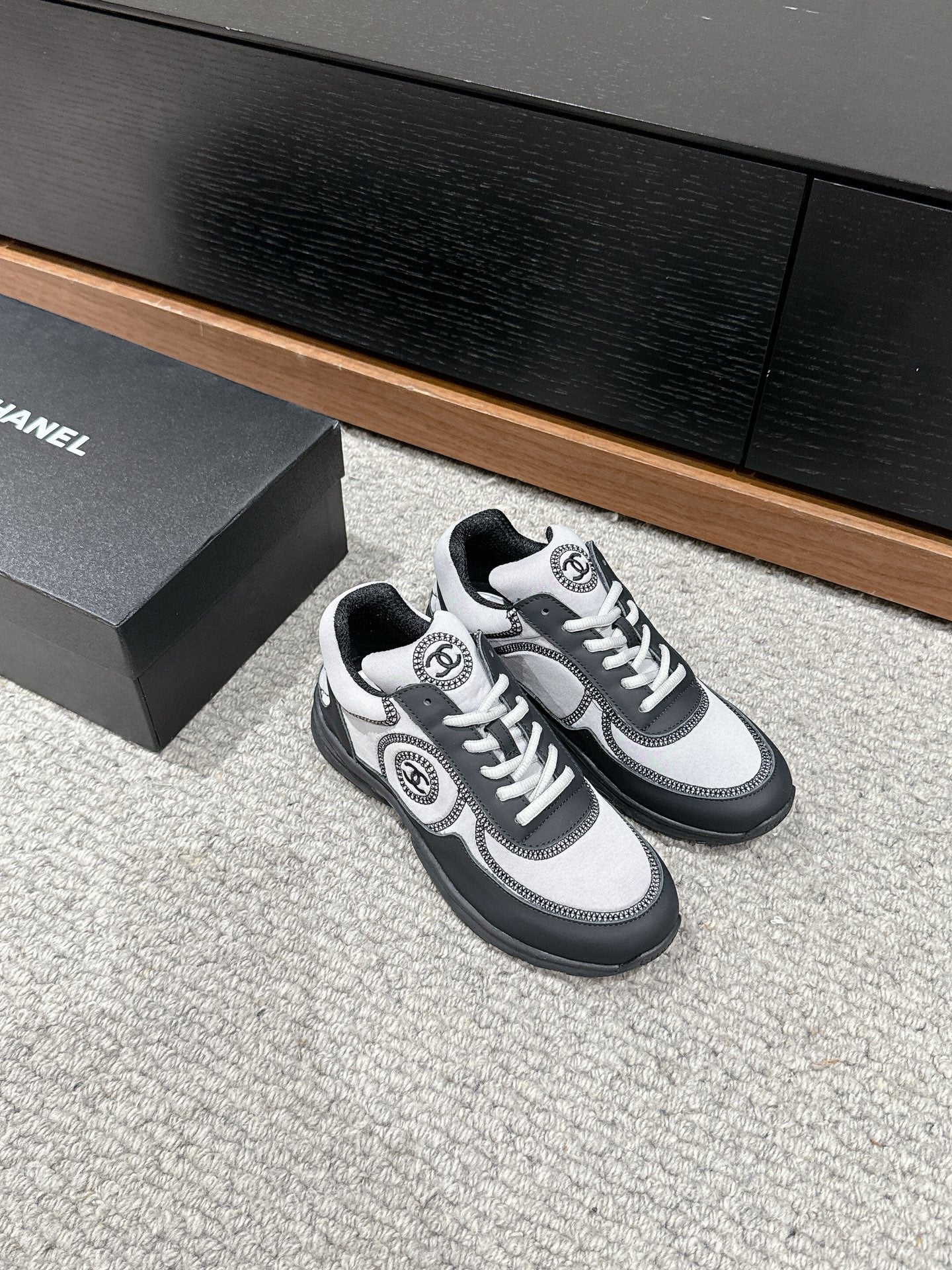 CLASSIC TRAINER IN GREY MIX BLACK FABRIC - 35