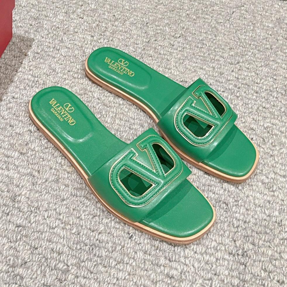 VLOGO CUT-OUT EMERALD GREEN CALFSKIN SLIDE SANDAL - 35