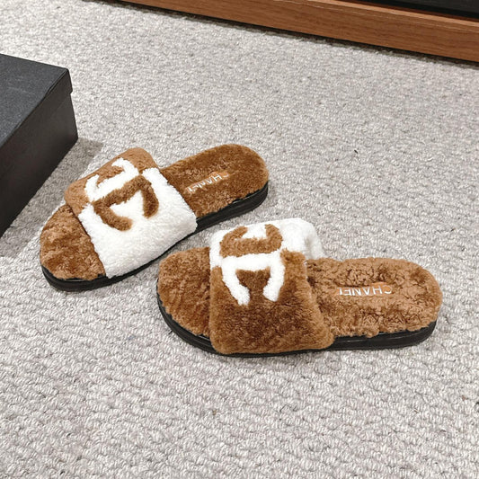 CC SLIPPERS IN CIDER BROWN MIX WHITE FLEECE - 35
