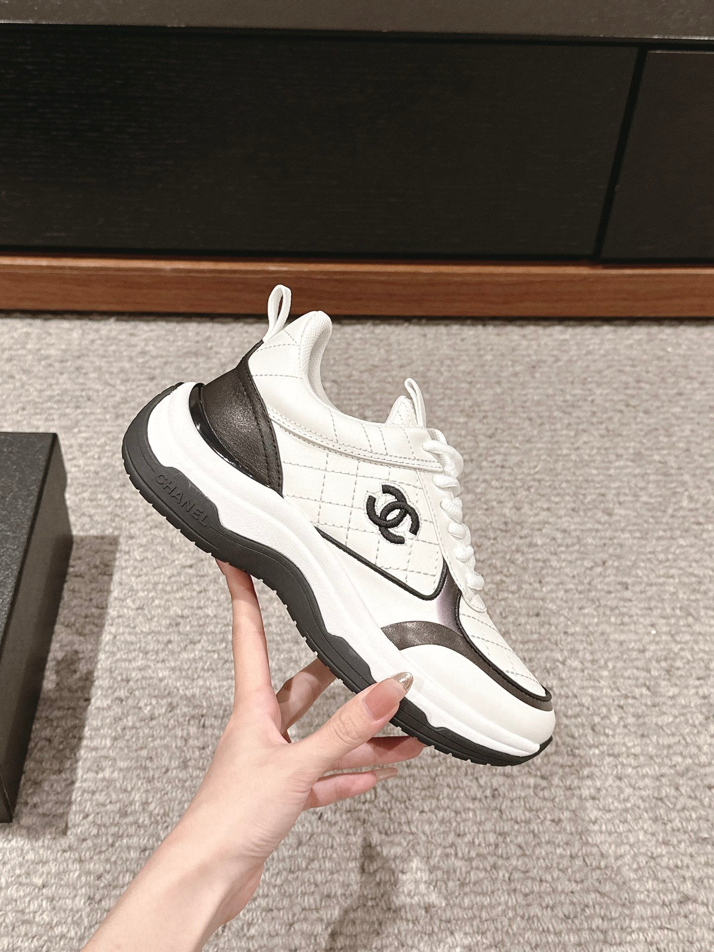 CC CLASSIC SNEAKER IN WHITE MIX BLACK LAMBSKIN - 35