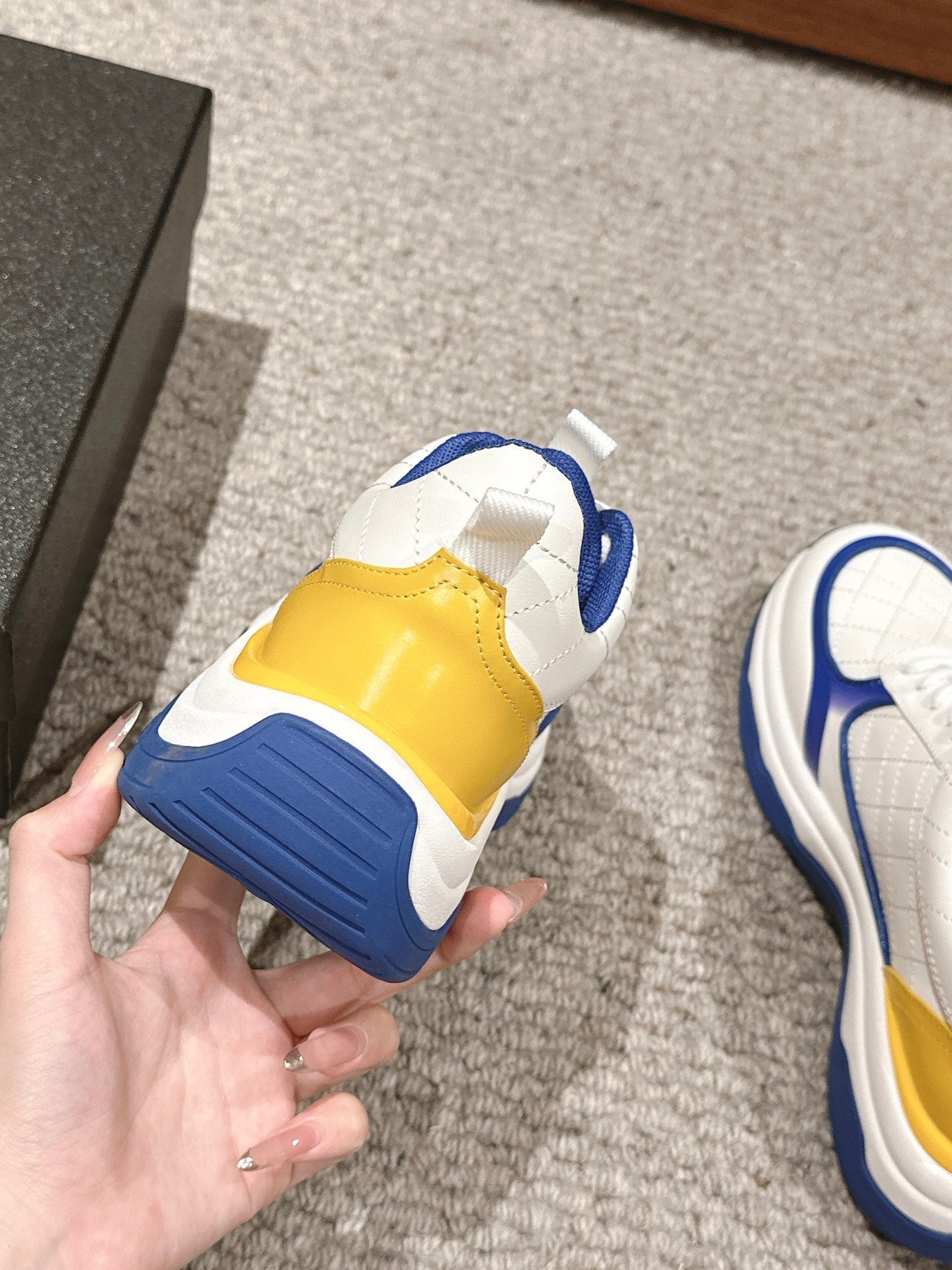 CC CLASSIC SNEAKER IN WHITE MIX COBALT BLUE LAMBSKIN - 35