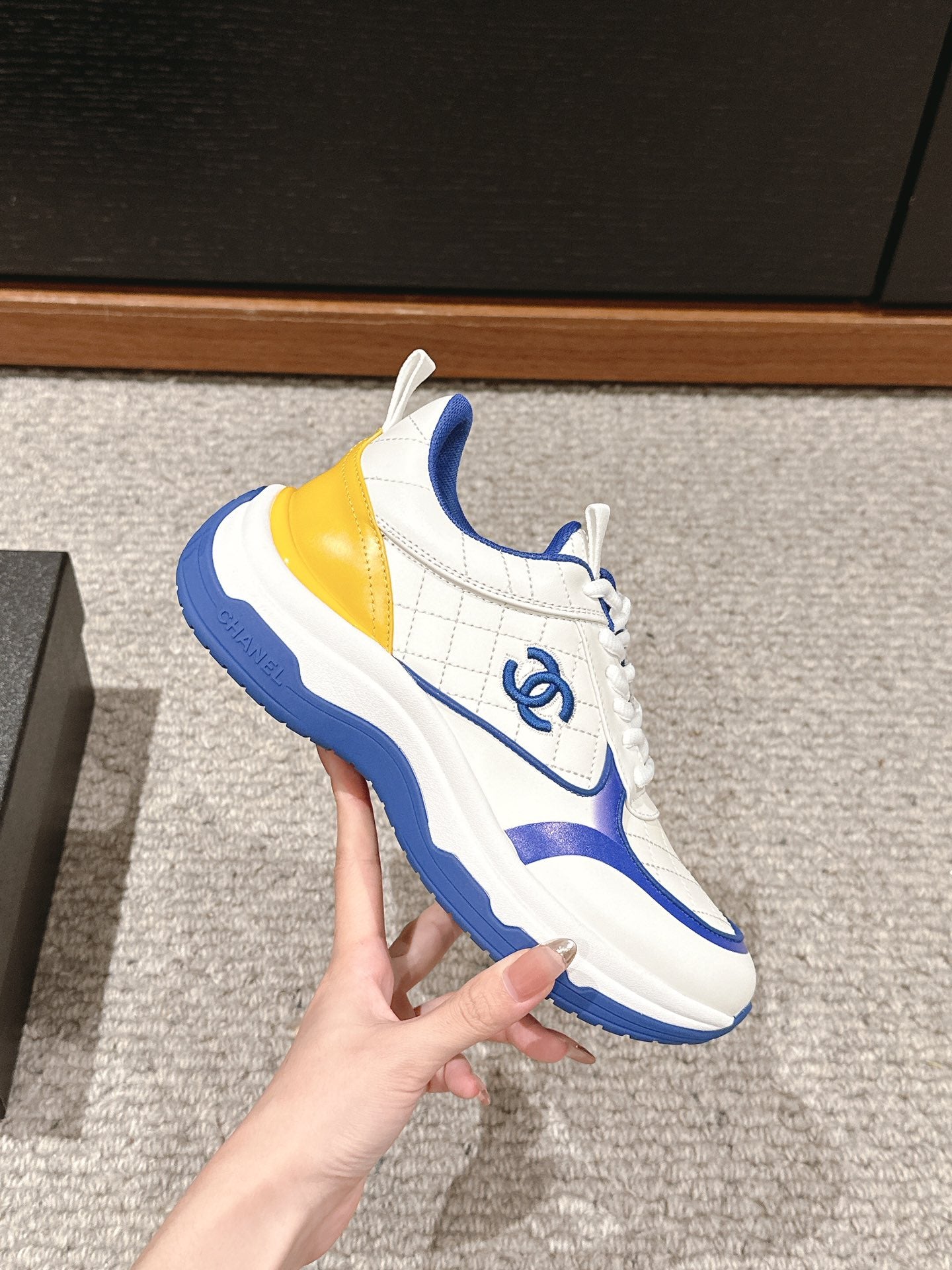CC CLASSIC SNEAKER IN WHITE MIX COBALT BLUE LAMBSKIN - 35