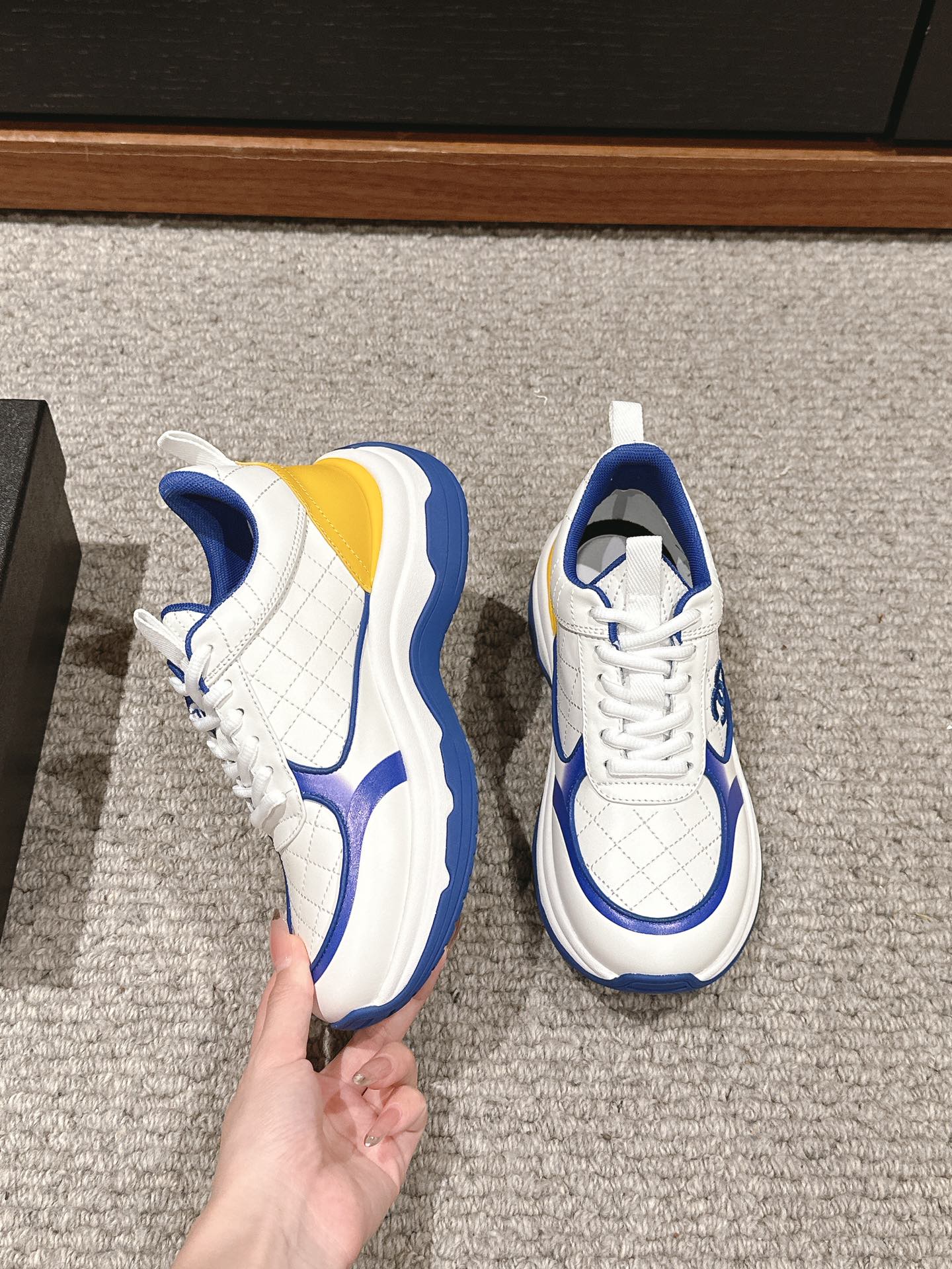 CC CLASSIC SNEAKER IN WHITE MIX COBALT BLUE LAMBSKIN - 35