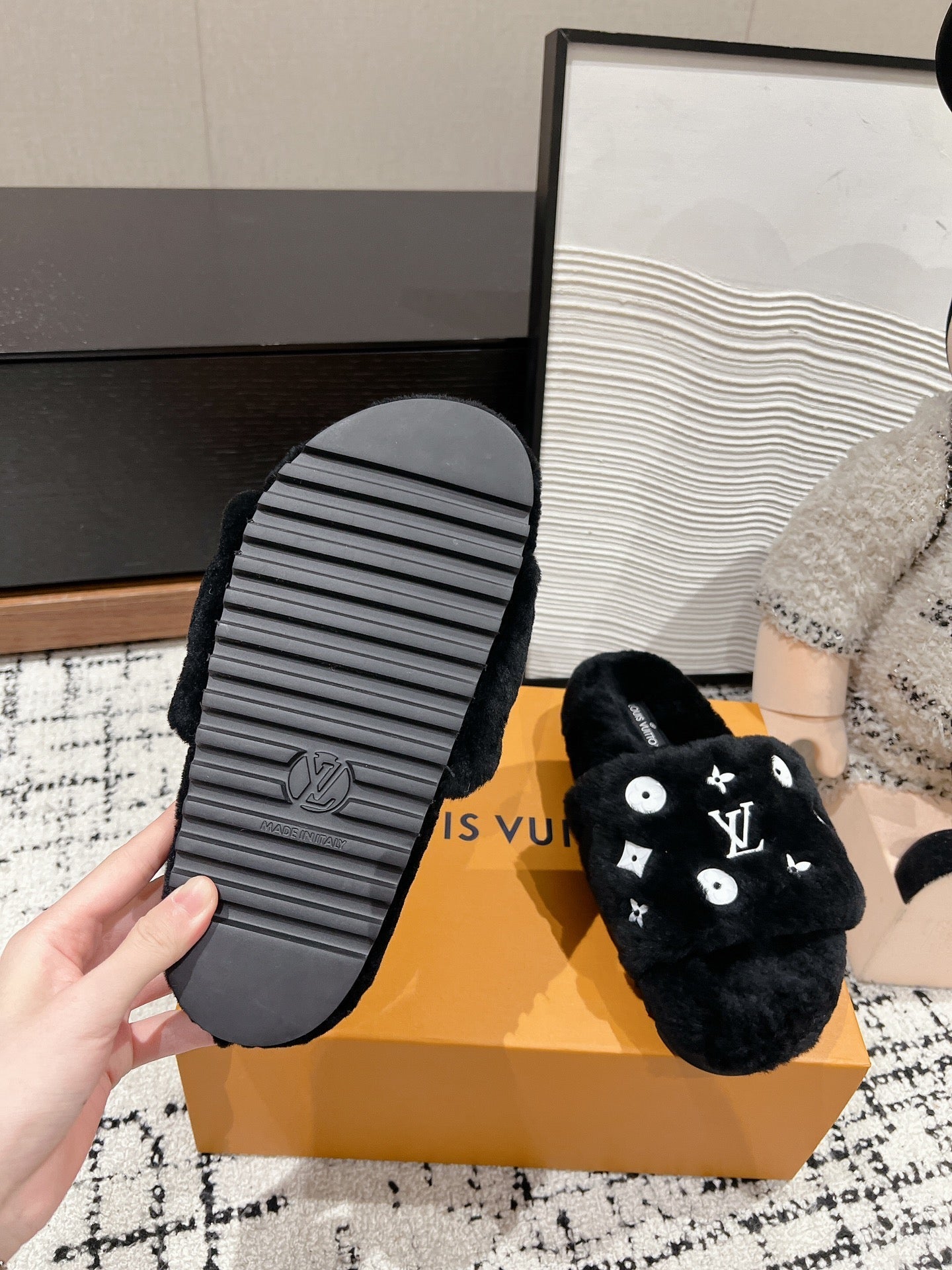 SLIPPER IN BLACK WOOL - 35