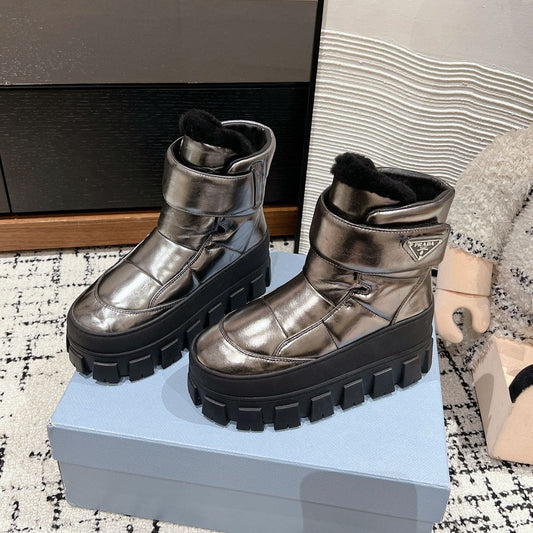 MONOLITH ANKLE BOOTS WITH STRAP IN METALLIC GRAY CALFSKIN AND FLEECE LINING - 35