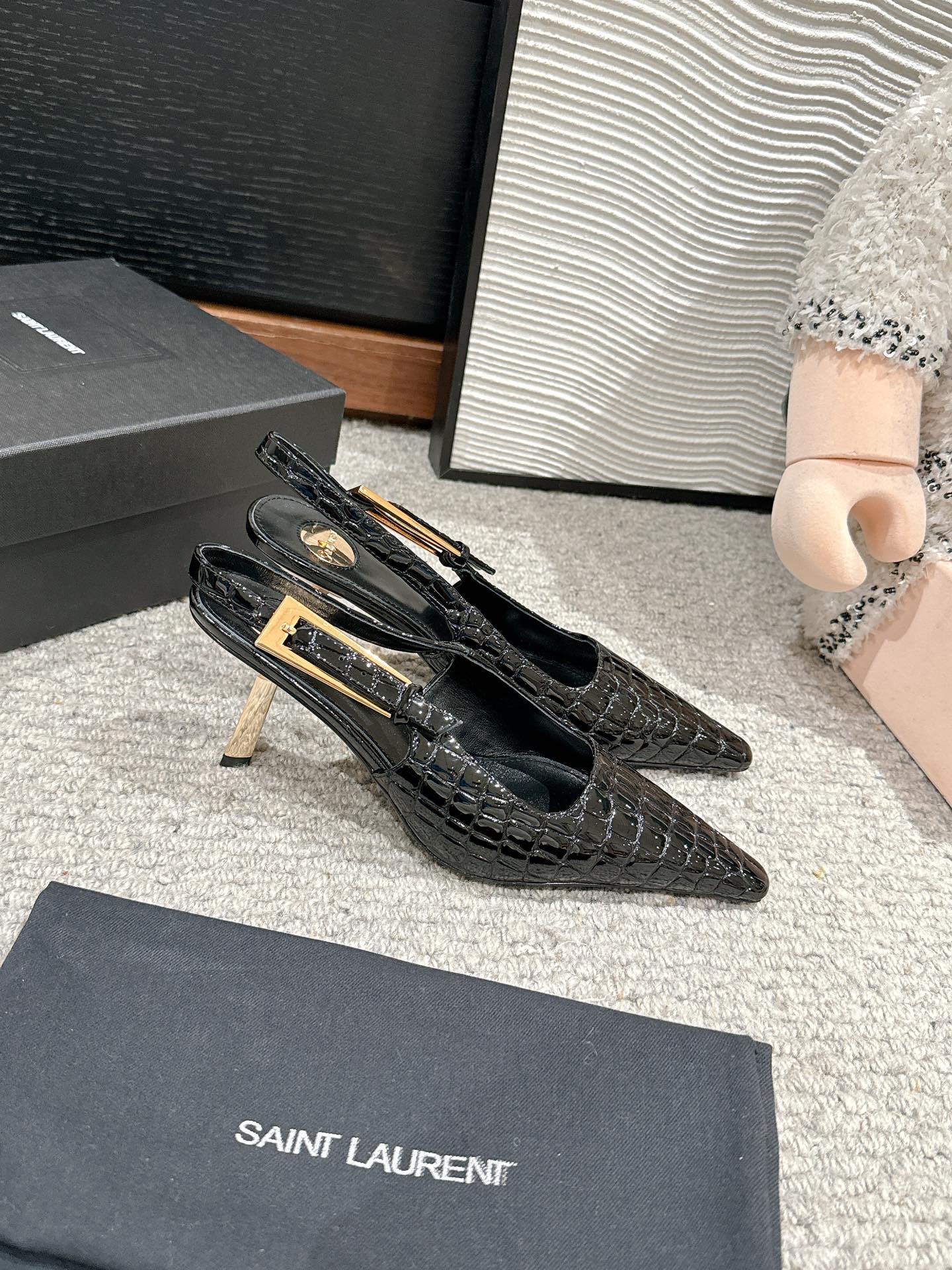 LEE SLINGBACK MID PUMPS IN BLACK CROCODILE SHINY CALFSKIN - 34