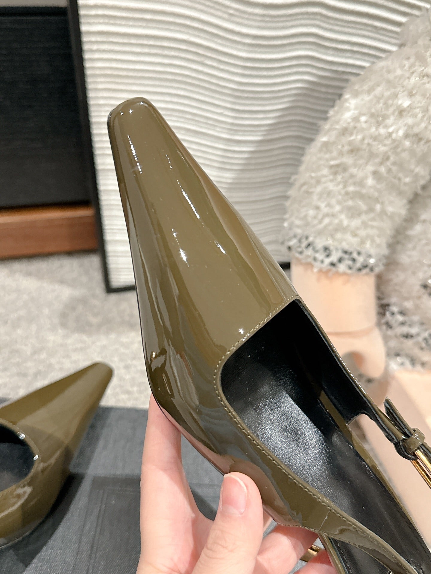 LEE SLINGBACK MID PUMPS IN ARMY GREEN SHINY CALFSKIN - 34
