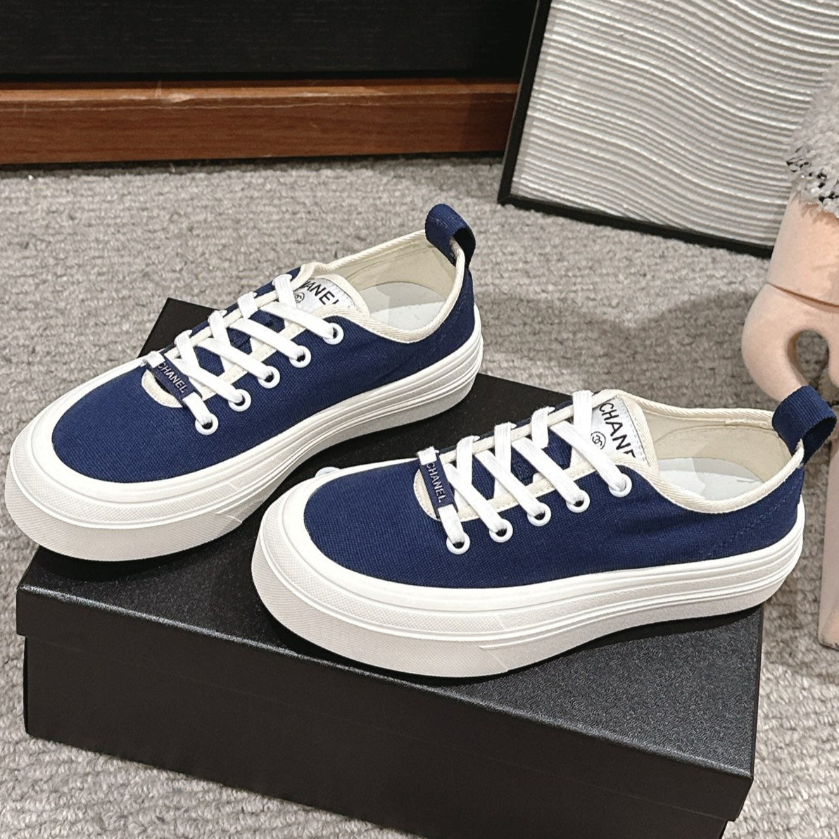 LACE-UP SNEAKERS IN NAVY BLUE CANVAS - 35