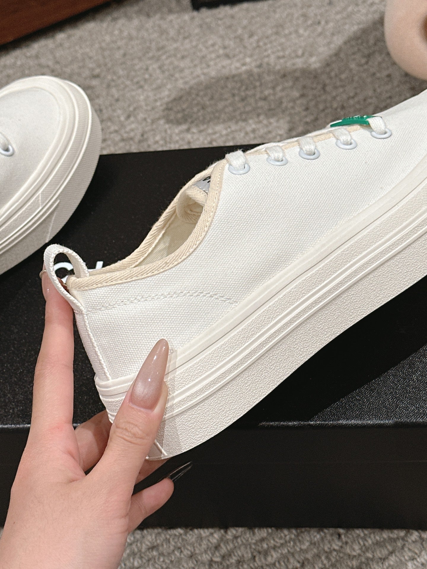 LACE-UP SNEAKERS IN WHITE CANVAS - 35