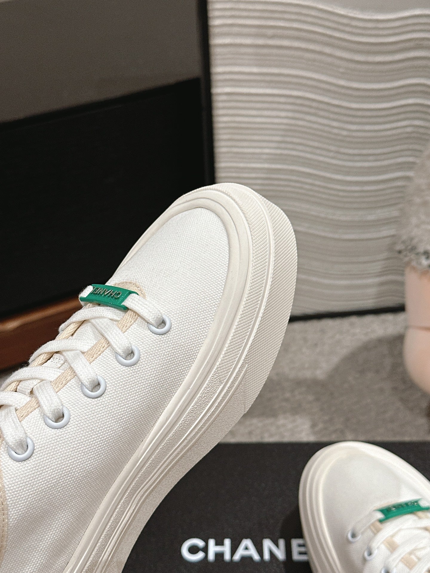 LACE-UP SNEAKERS IN WHITE CANVAS - 35