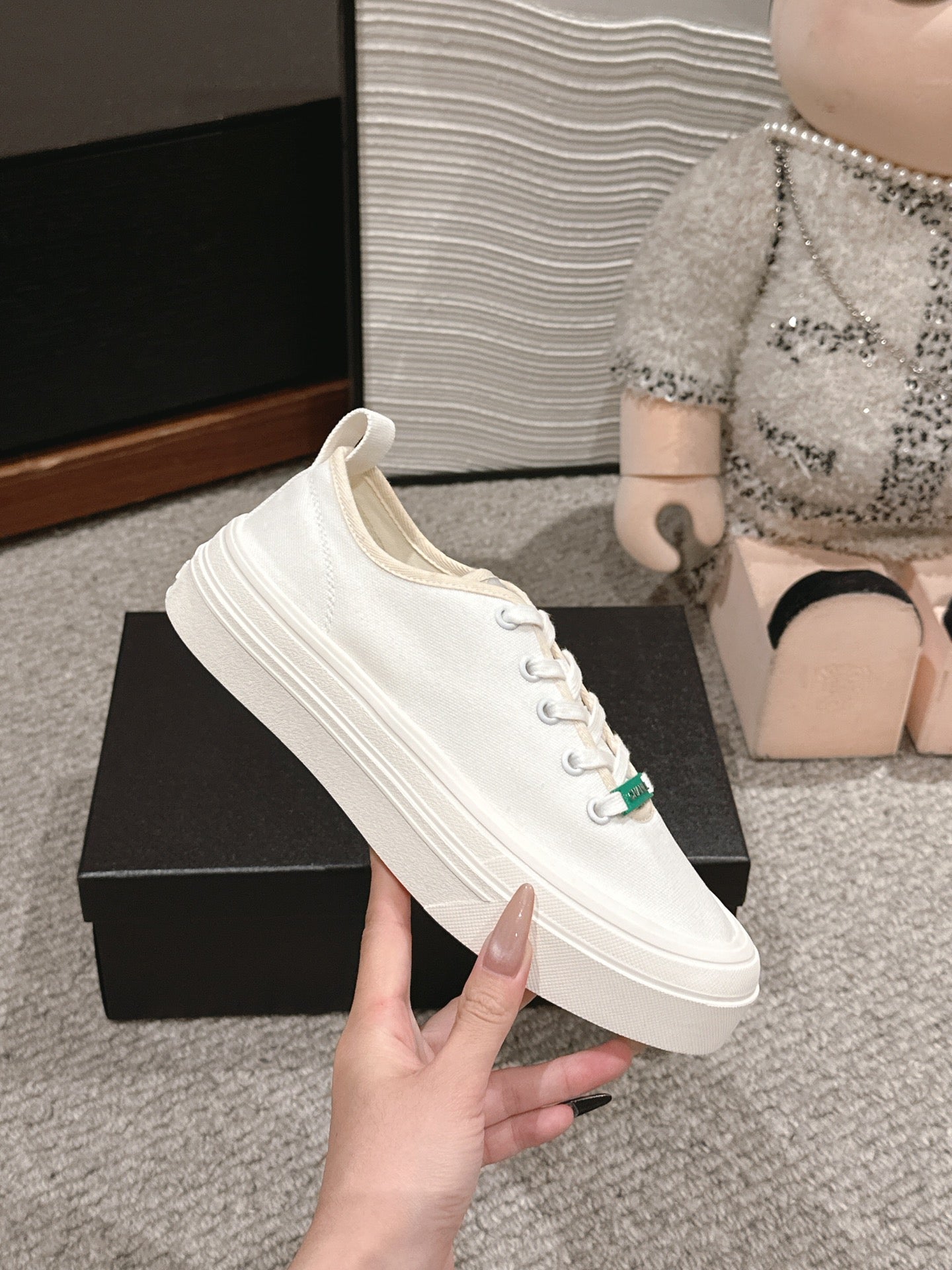 LACE-UP SNEAKERS IN WHITE CANVAS - 35