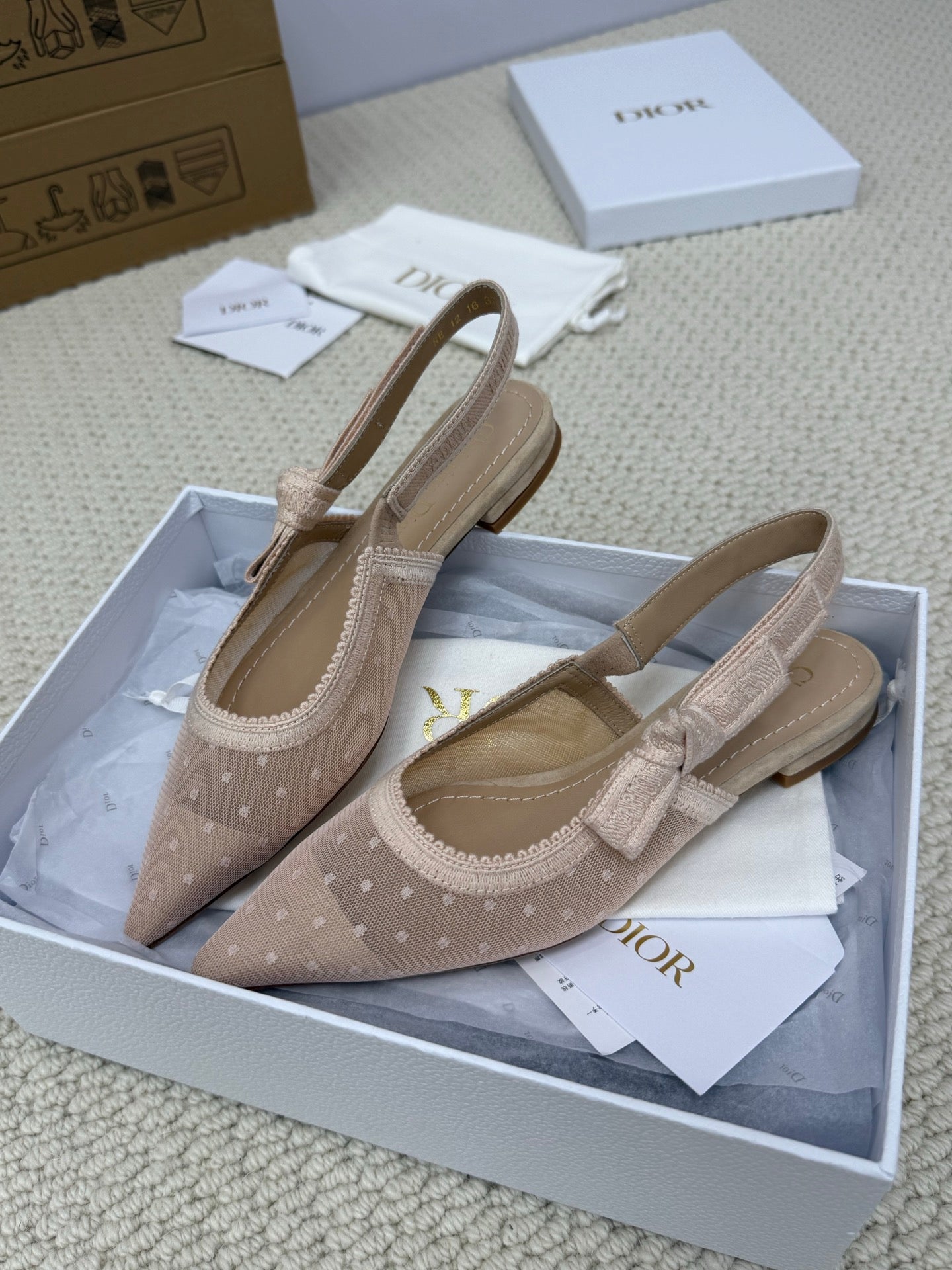DIOR FLAT SLINGBACK 25S IN NUDE LACE NET FABRIC AND SUEDE - 34