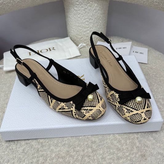 DIOR HIGH SLINGBACK 30 MM 25S IN BLACK AND BEIGE RAFFIA WITH PEARL - 34