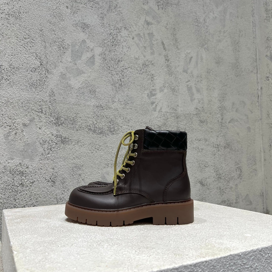 HADDOCK LACE-UP ANKLE BOOT IN CHOCOLATE BROWN CALFSKIN - 35