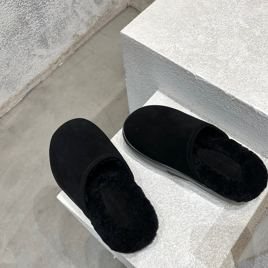 SNAP SLIPPER IN BLACK SUEDE AND SHEARLING LINING - 35