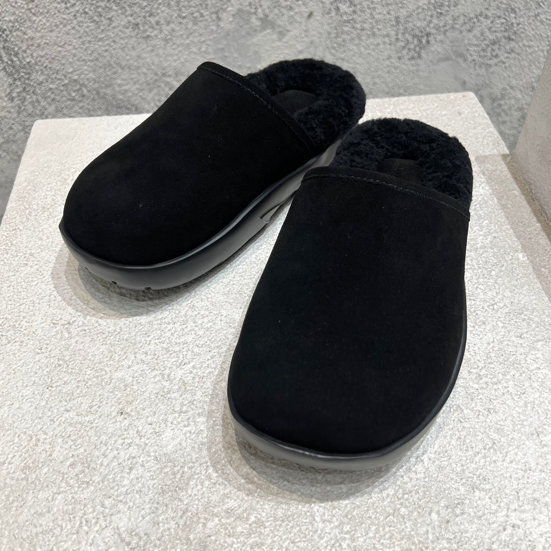 SNAP SLIPPER IN BLACK SUEDE AND SHEARLING LINING - 35