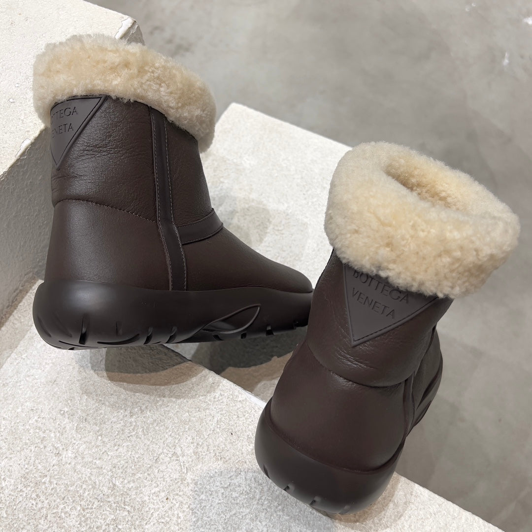 ANKLE BOOTS IN CHOCOLATE BROWN LAMBSKIN WITH SHEARLING LINING - 35