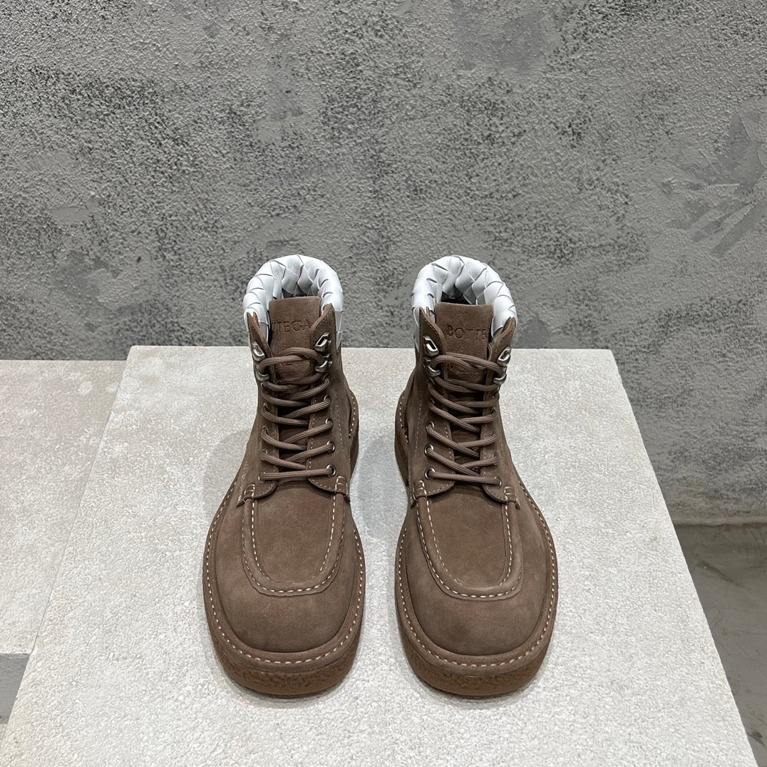 HADDOCK LACE-UP ANKLE BOOT IN WALNUT BROWN SUEDE - 39