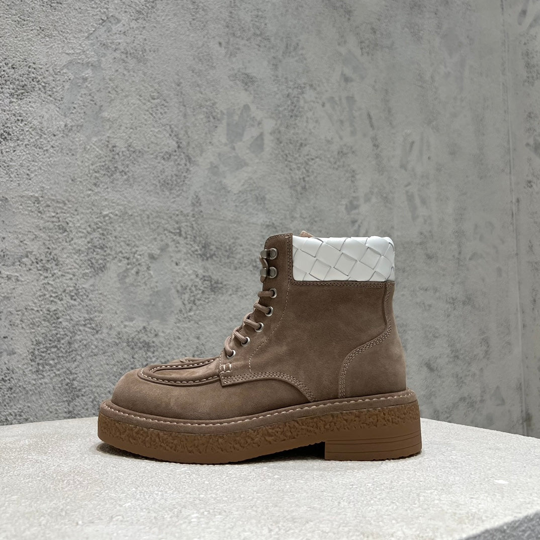 HADDOCK LACE-UP ANKLE BOOT IN WALNUT BROWN SUEDE - 39