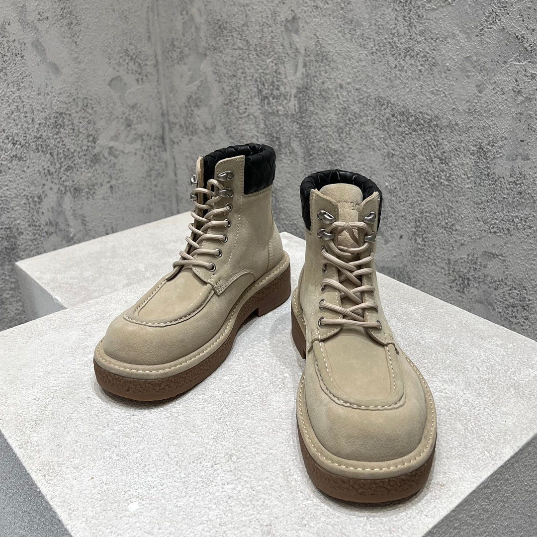 HADDOCK LACE-UP ANKLE BOOT IN KHAKI BROWN SUEDE - 39