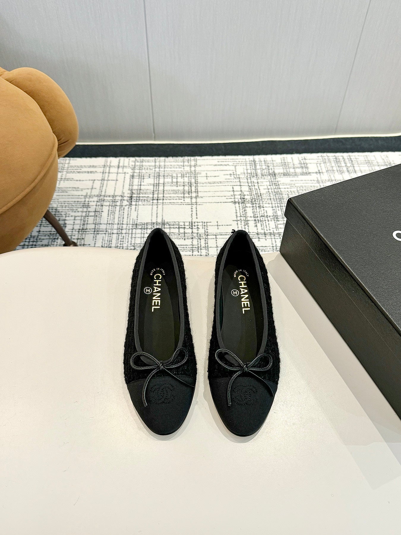 BALLET FLATS IN BLACK TWEED AND FABRIC - 34