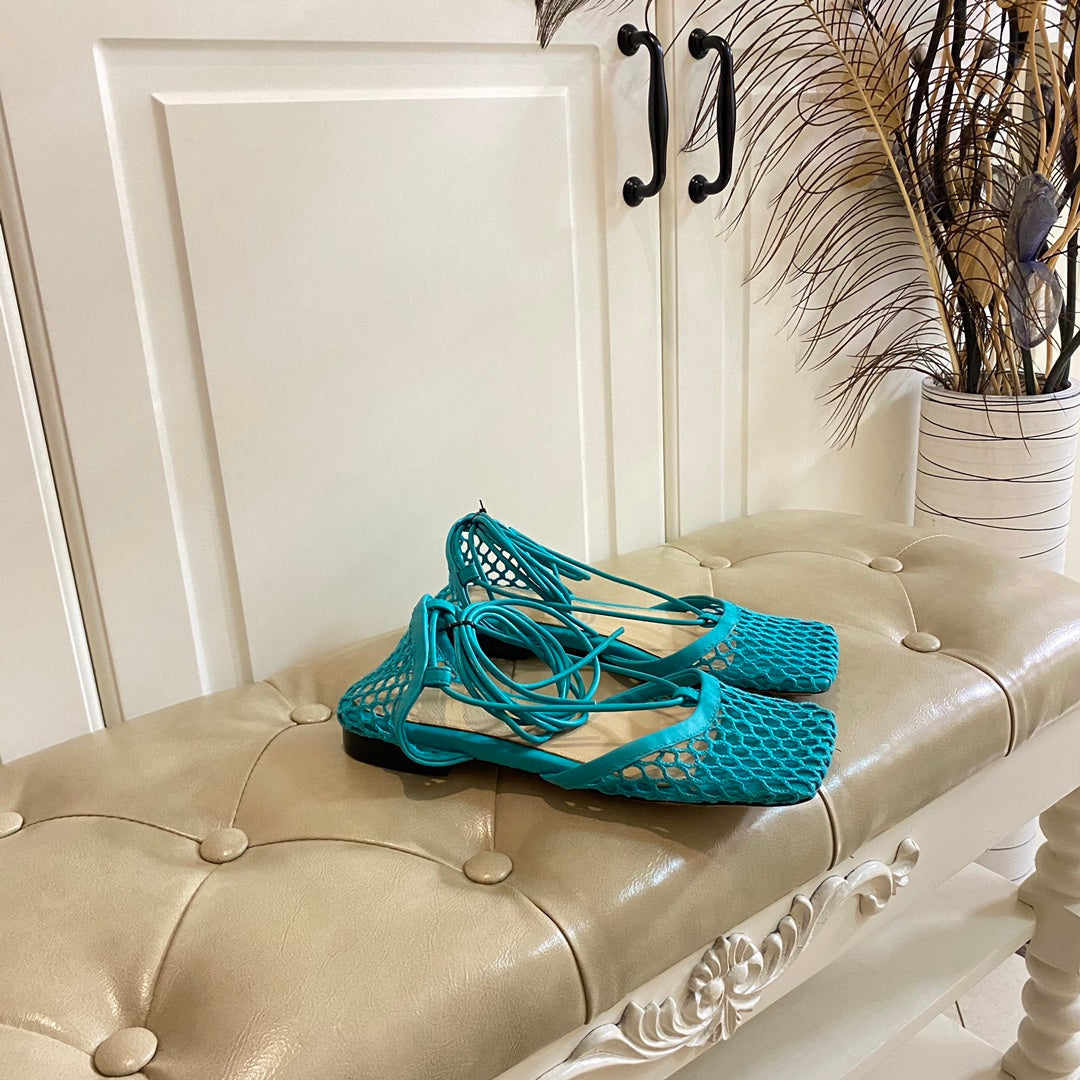 STRETCH LACE-UP FLAT SANDAL IN CERULEAN BLUE METALLIZED MESH AND LEATHER - 35