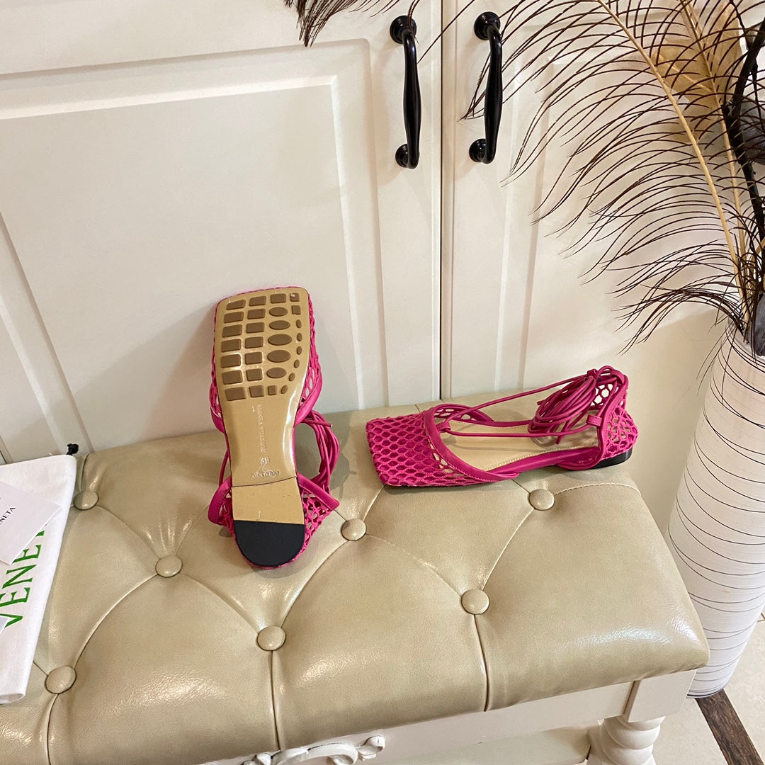 STRETCH LACE-UP FLAT SANDAL IN BRIGHT PINK METALLIZED MESH AND LEATHER - 35