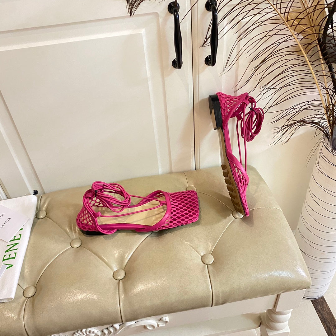 STRETCH LACE-UP FLAT SANDAL IN BRIGHT PINK METALLIZED MESH AND LEATHER - 35