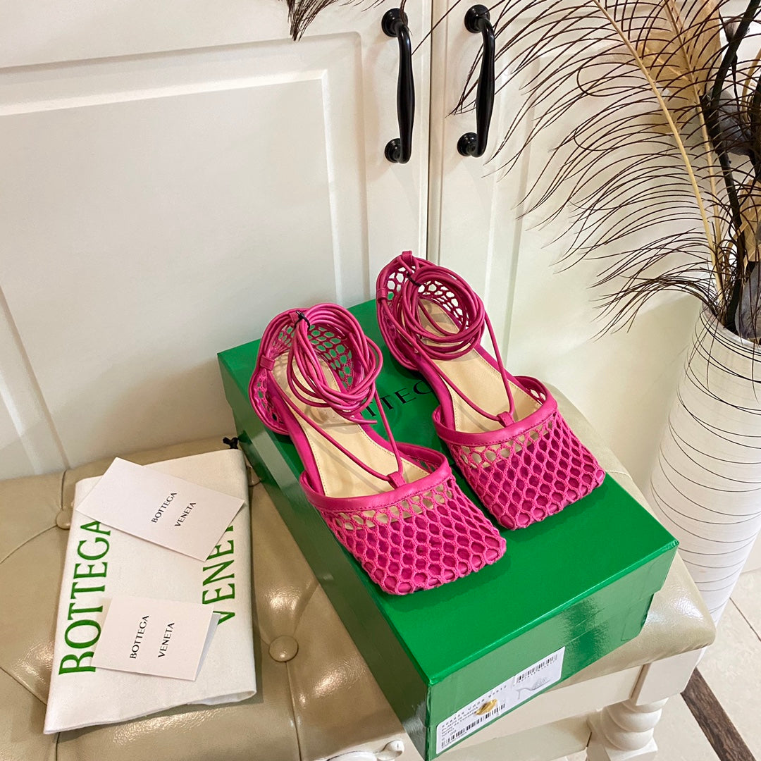 STRETCH LACE-UP FLAT SANDAL IN BRIGHT PINK METALLIZED MESH AND LEATHER - 35