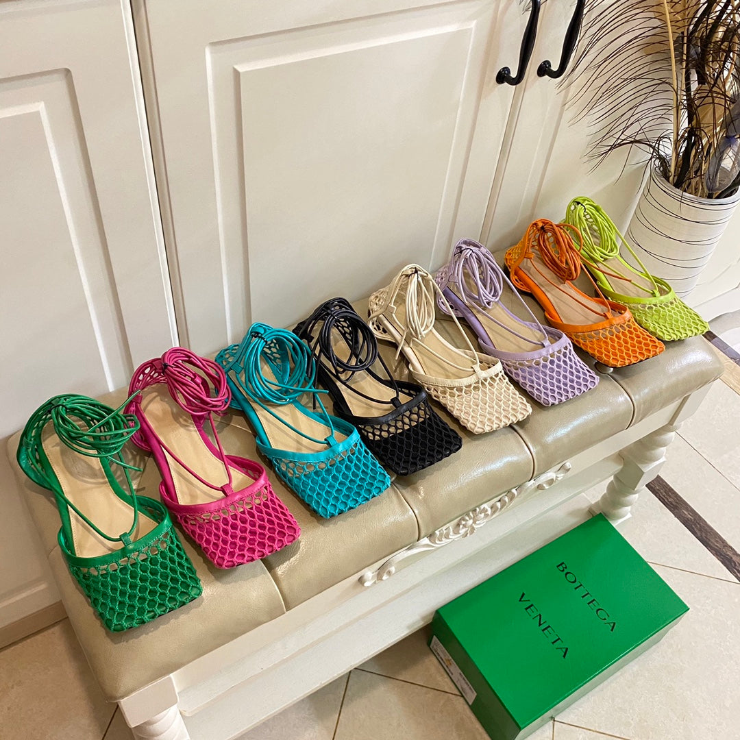 STRETCH LACE-UP FLAT SANDAL IN COOL GREEN METALLIZED MESH AND LEATHER - 35