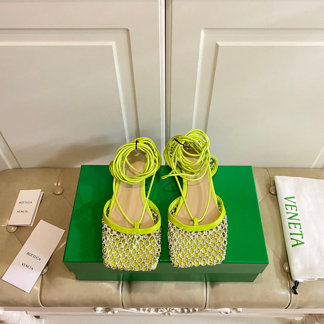 LACE-UP FLAT SANDAL IN NEON YELLOW METALLIZED MESH AND LEATHER WITH RHINSTONES - 35